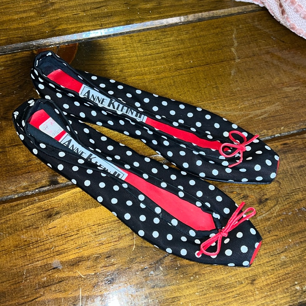 NWT Deadstock Anne Klein 2 Black Polka Dot Flats- 9.5